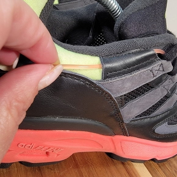 ADIDAS LXCON 94 Core Black/Grey Six/ Solar Red Sneakers Athletic shoes Size 10 - Picture 8 of 17